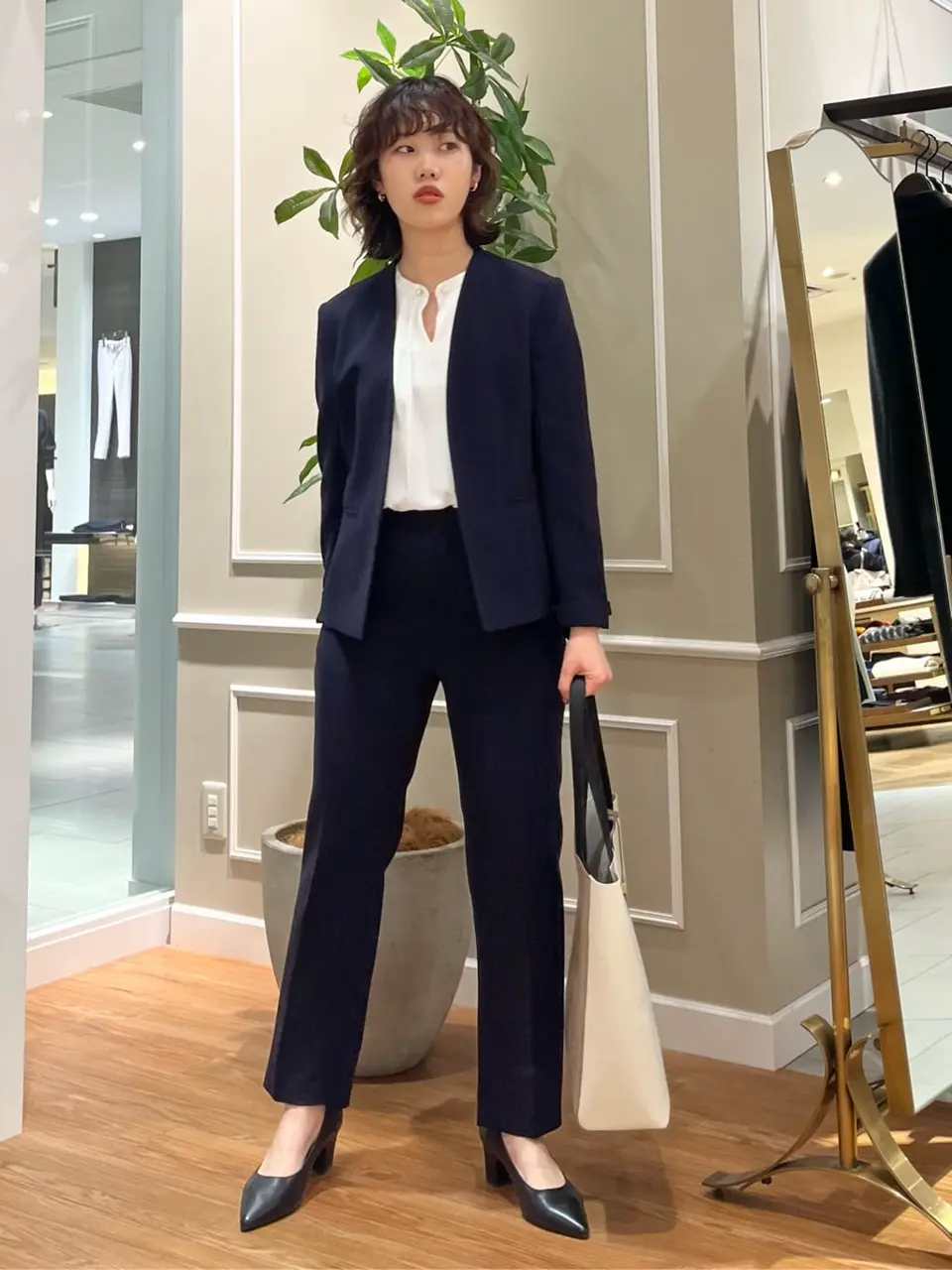 23区 伊藤 コーディネート画像