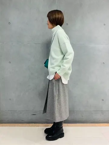 23区 スタッフ  コーディネート画像