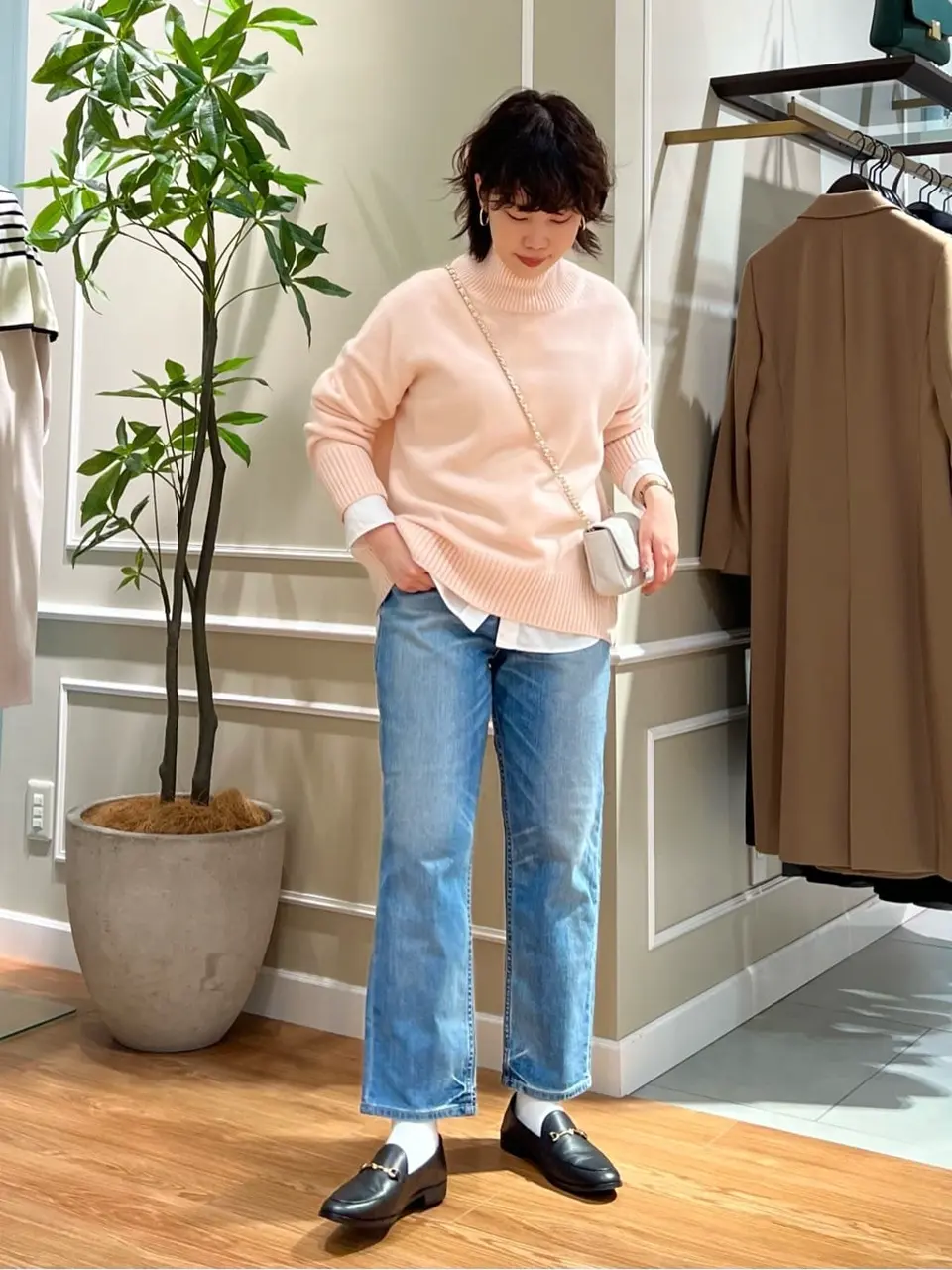 23区 伊藤 コーディネート画像