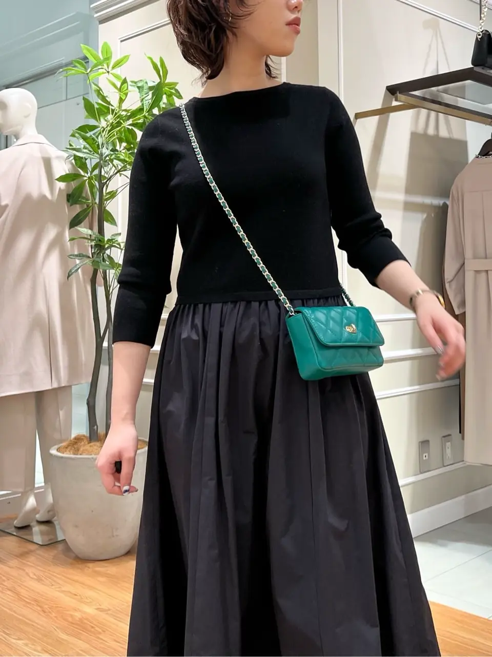 23区 伊藤 コーディネート画像