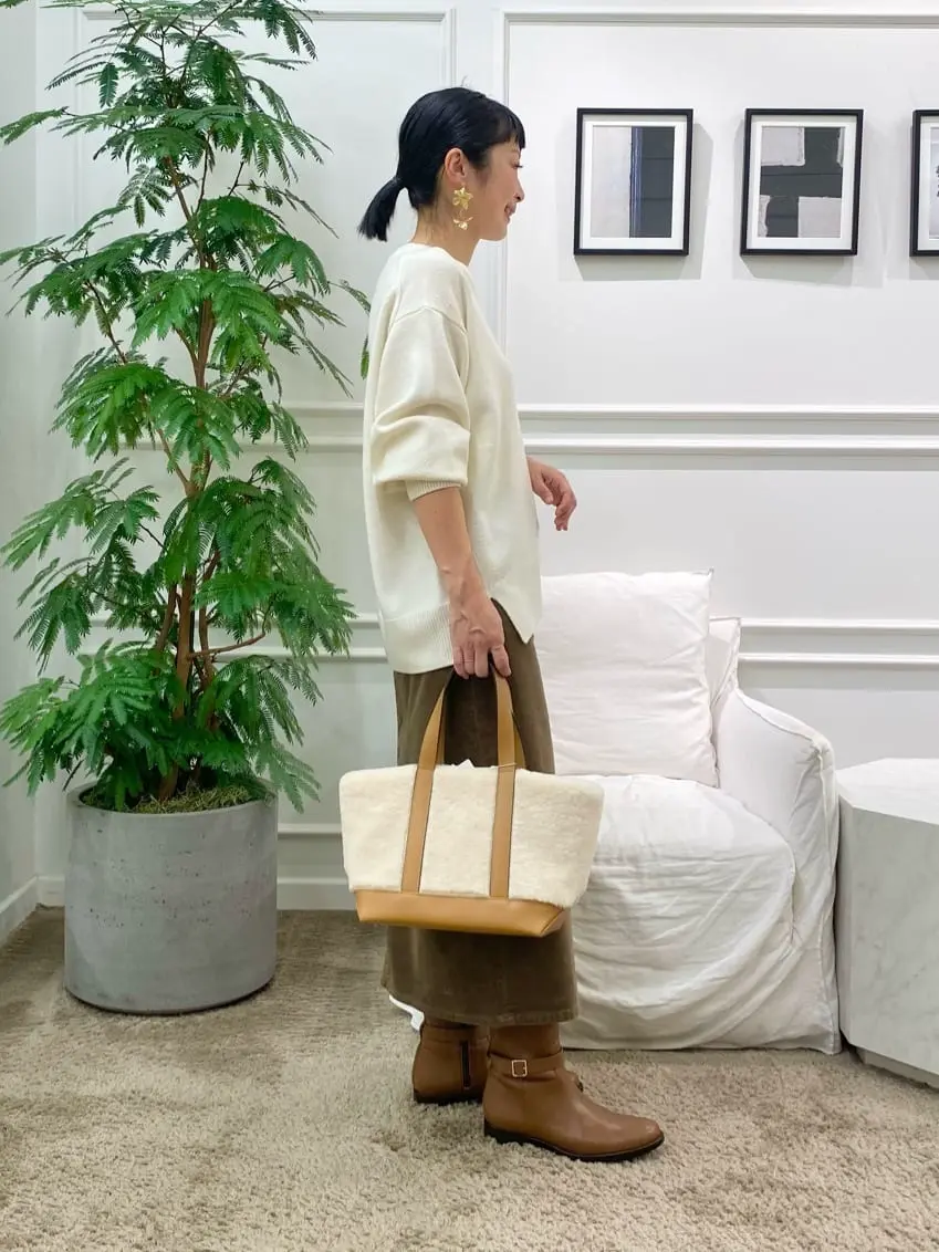 23区 岡本 コーディネート画像