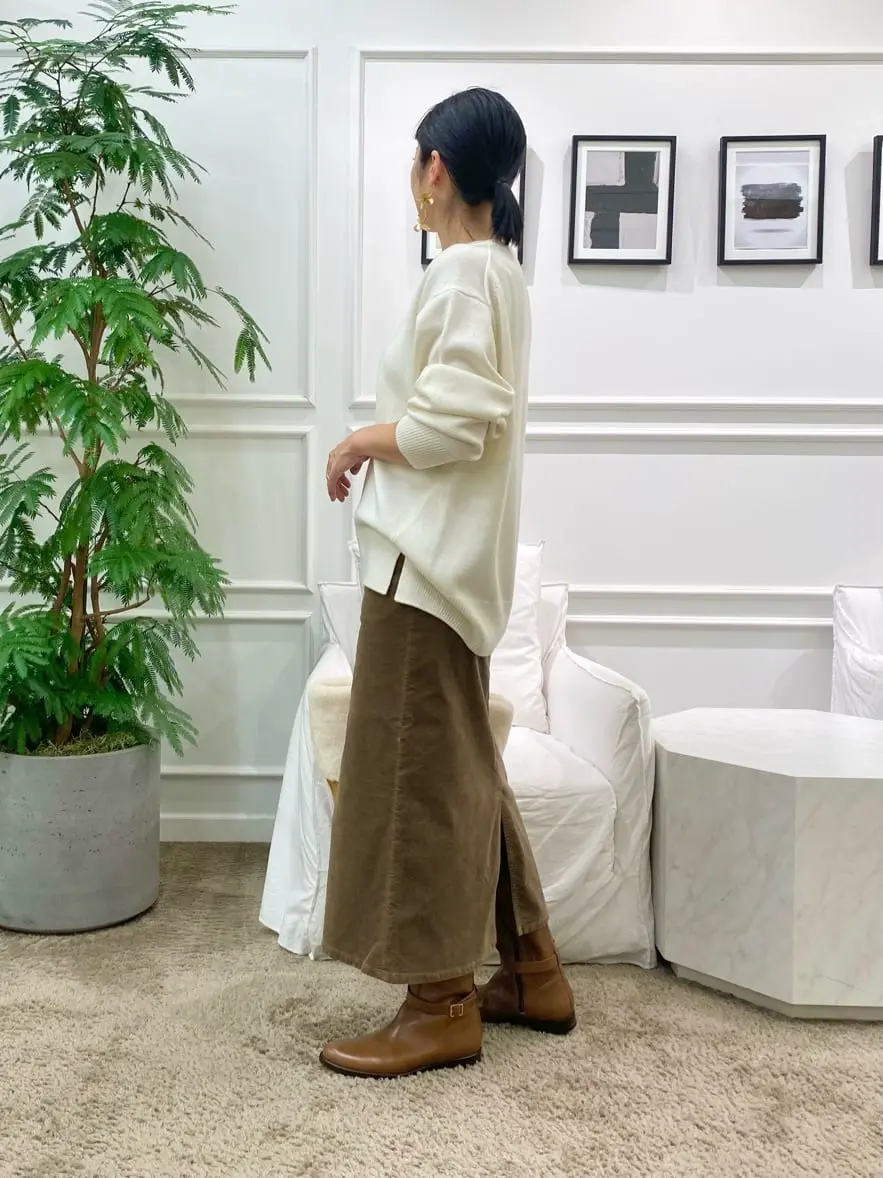 23区 岡本 コーディネート画像