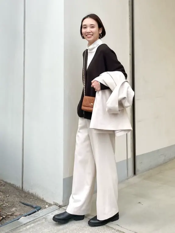 23区 秋葉 コーディネート画像