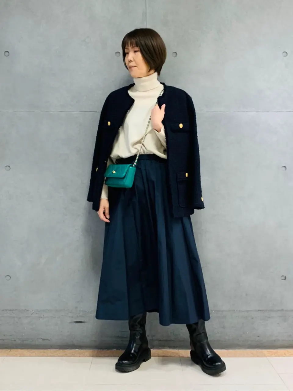  スタッフ  コーディネート画像