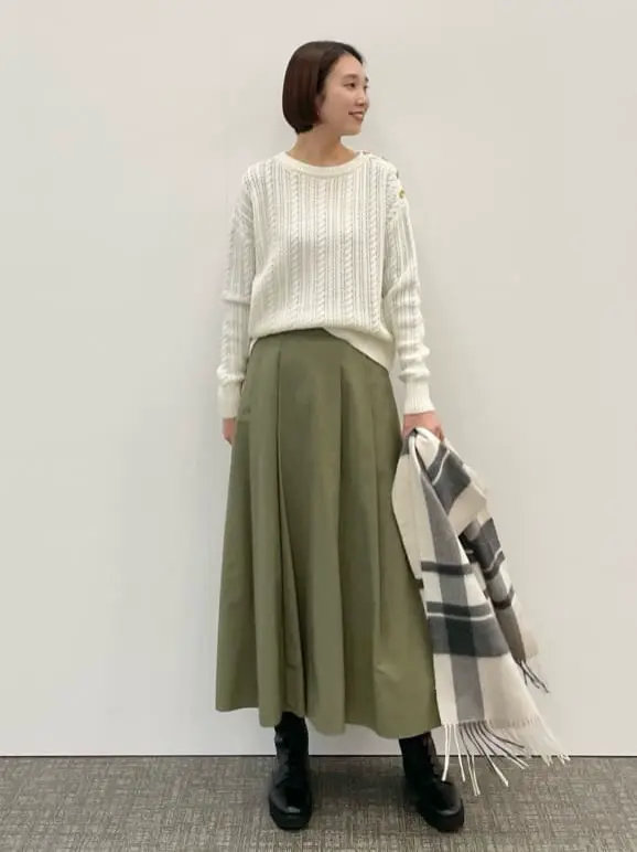 23区 秋葉 コーディネート画像