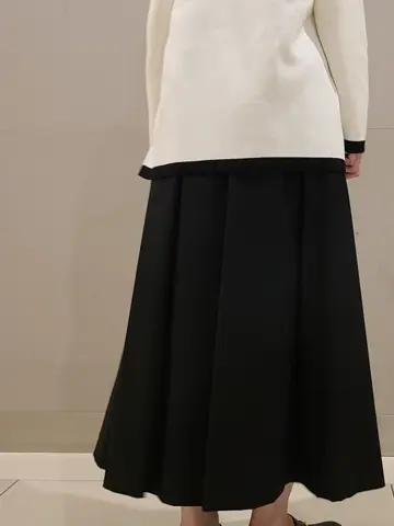 23区 スタッフ. コーディネート画像