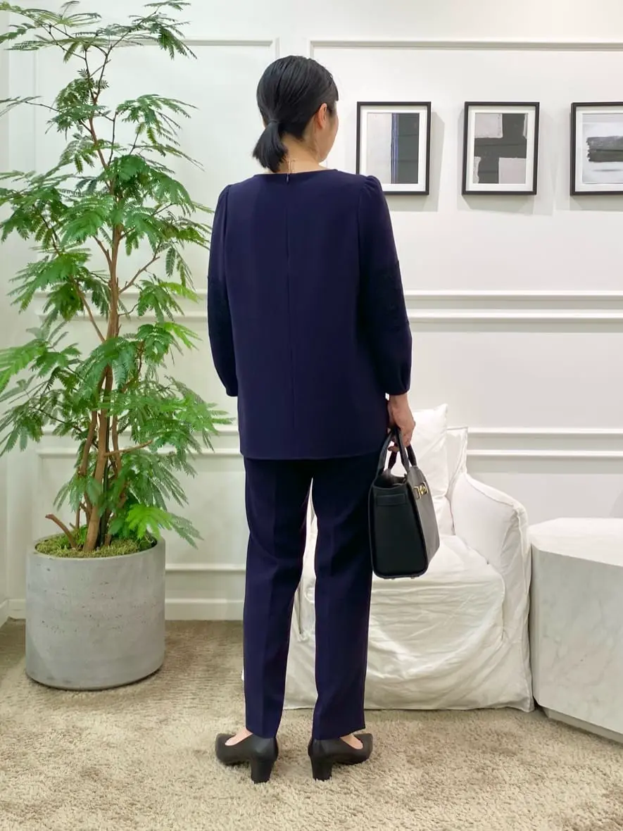 23区 岡本 コーディネート画像