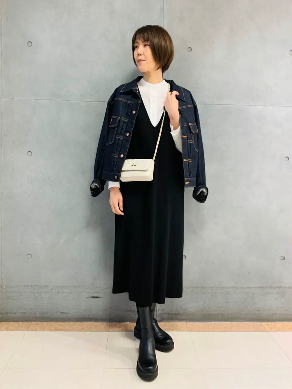  スタッフ  コーディネート画像