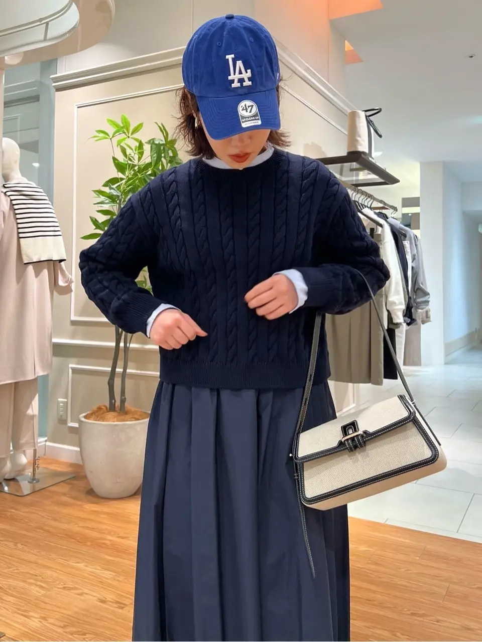 23区 伊藤 コーディネート画像