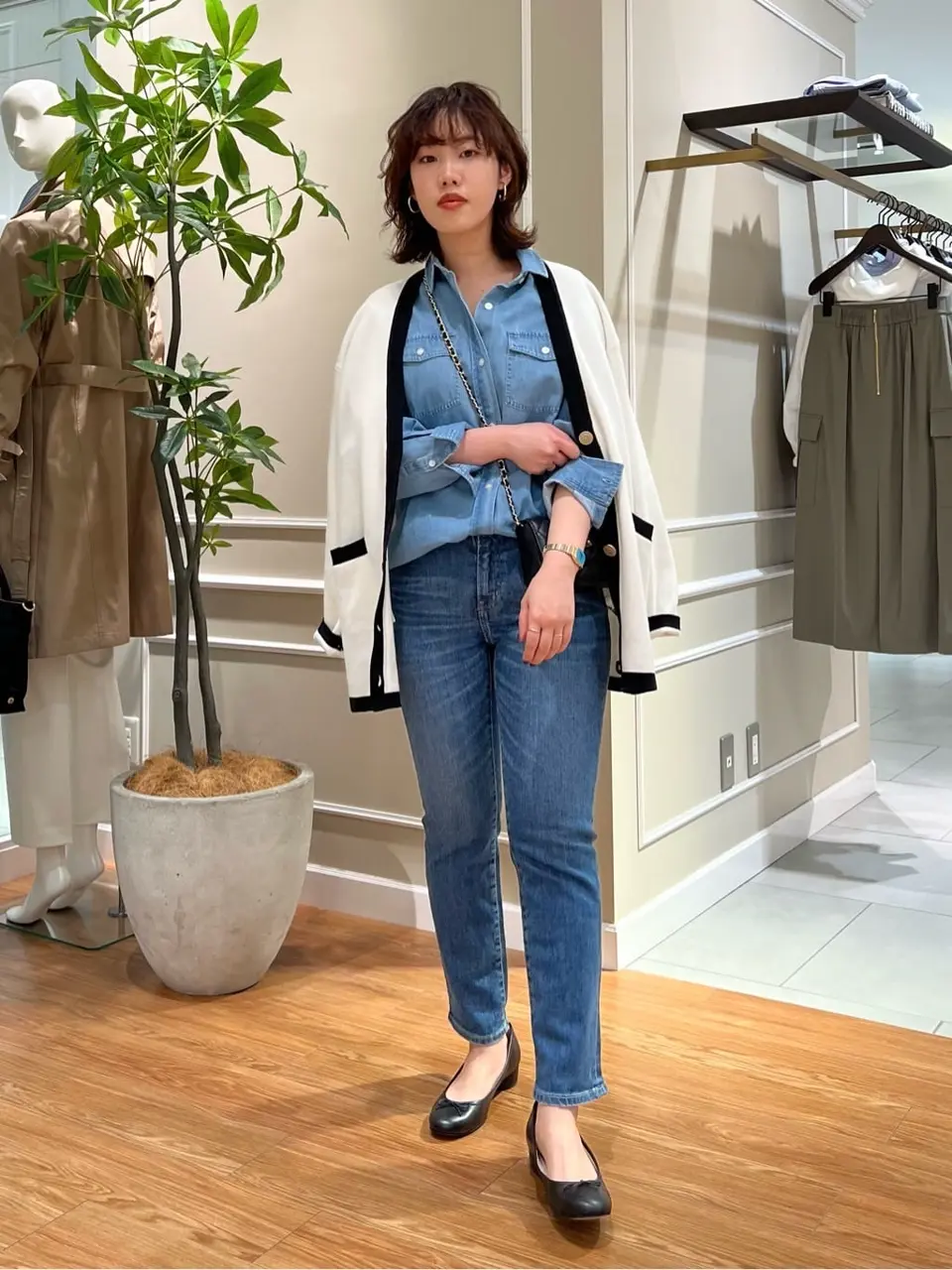 23区 伊藤 コーディネート画像