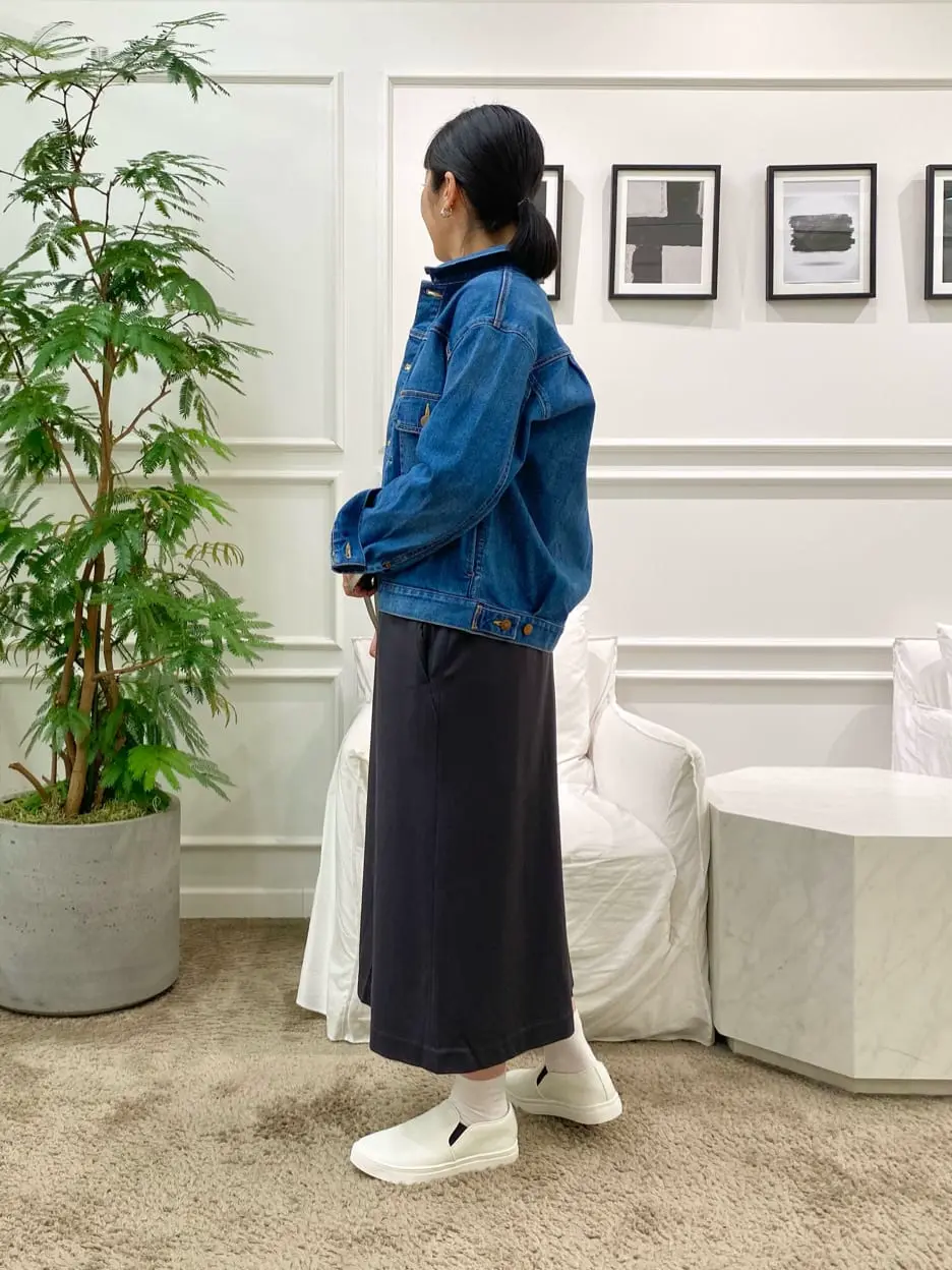 23区 岡本 コーディネート画像