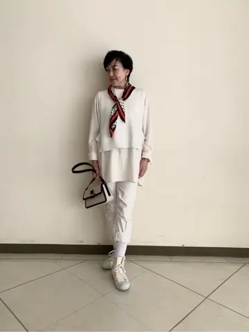 23区 塩谷美喜 コーディネート画像