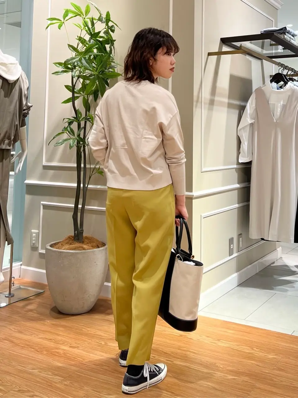 23区 伊藤 コーディネート画像