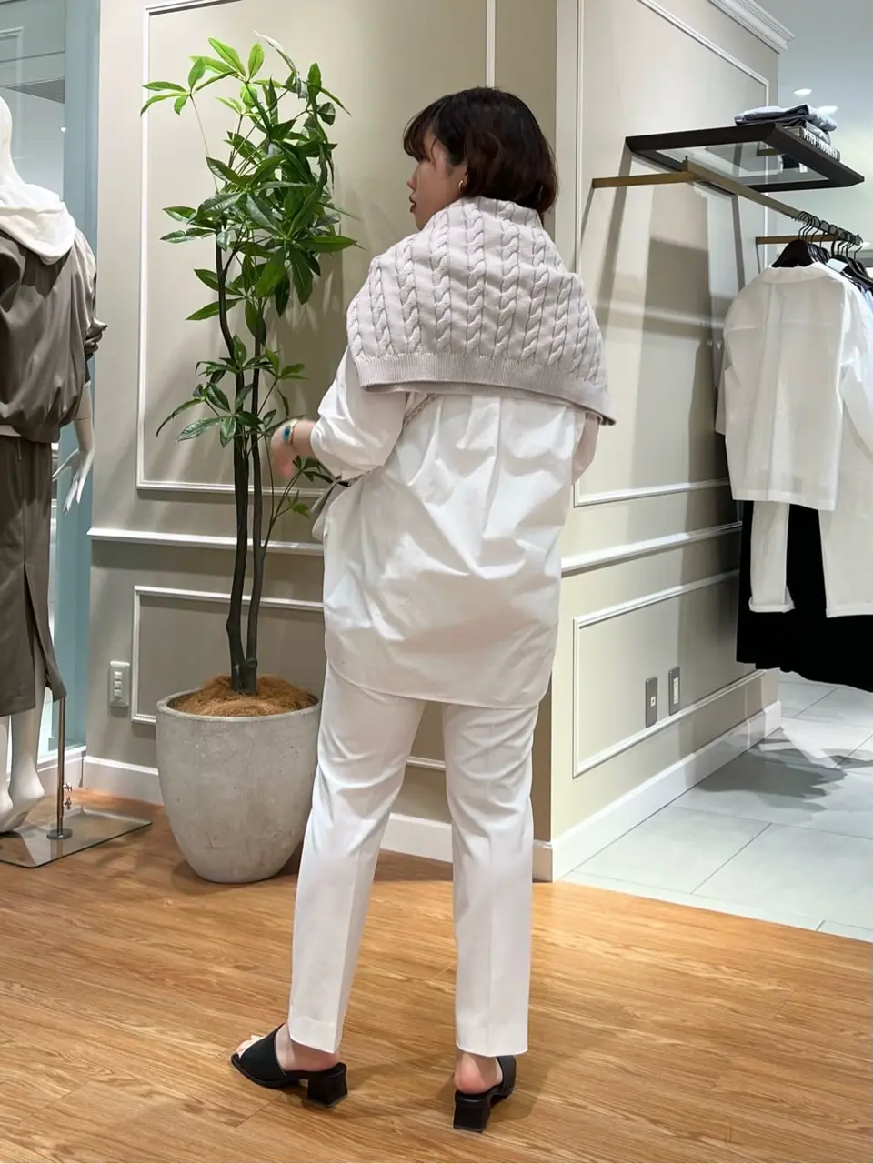 23区 伊藤 コーディネート画像