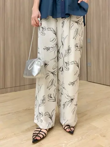 23区 秋葉 コーディネート画像