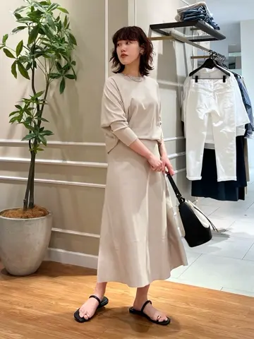 23区 伊藤 コーディネート画像