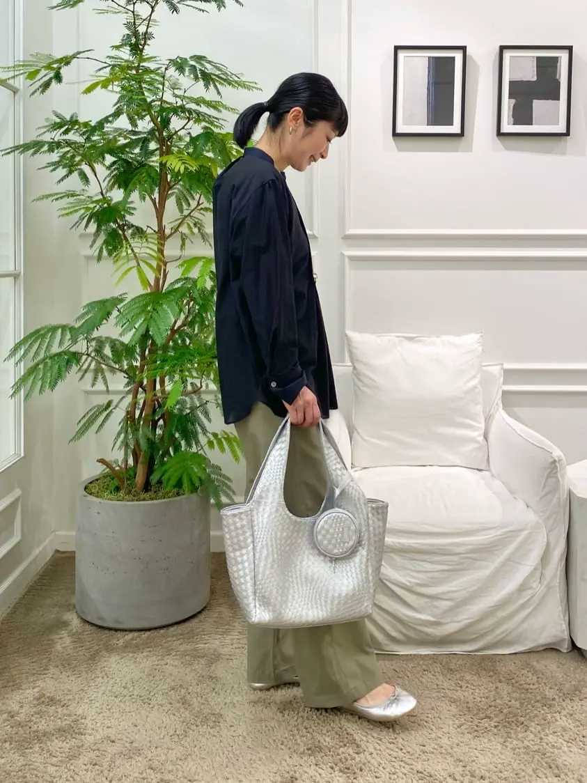 23区 岡本 コーディネート画像