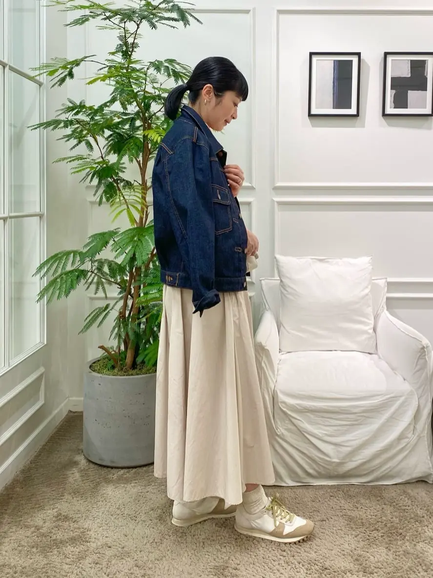 23区 岡本 コーディネート画像