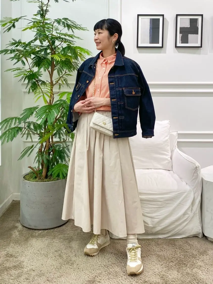 23区 岡本 コーディネート画像