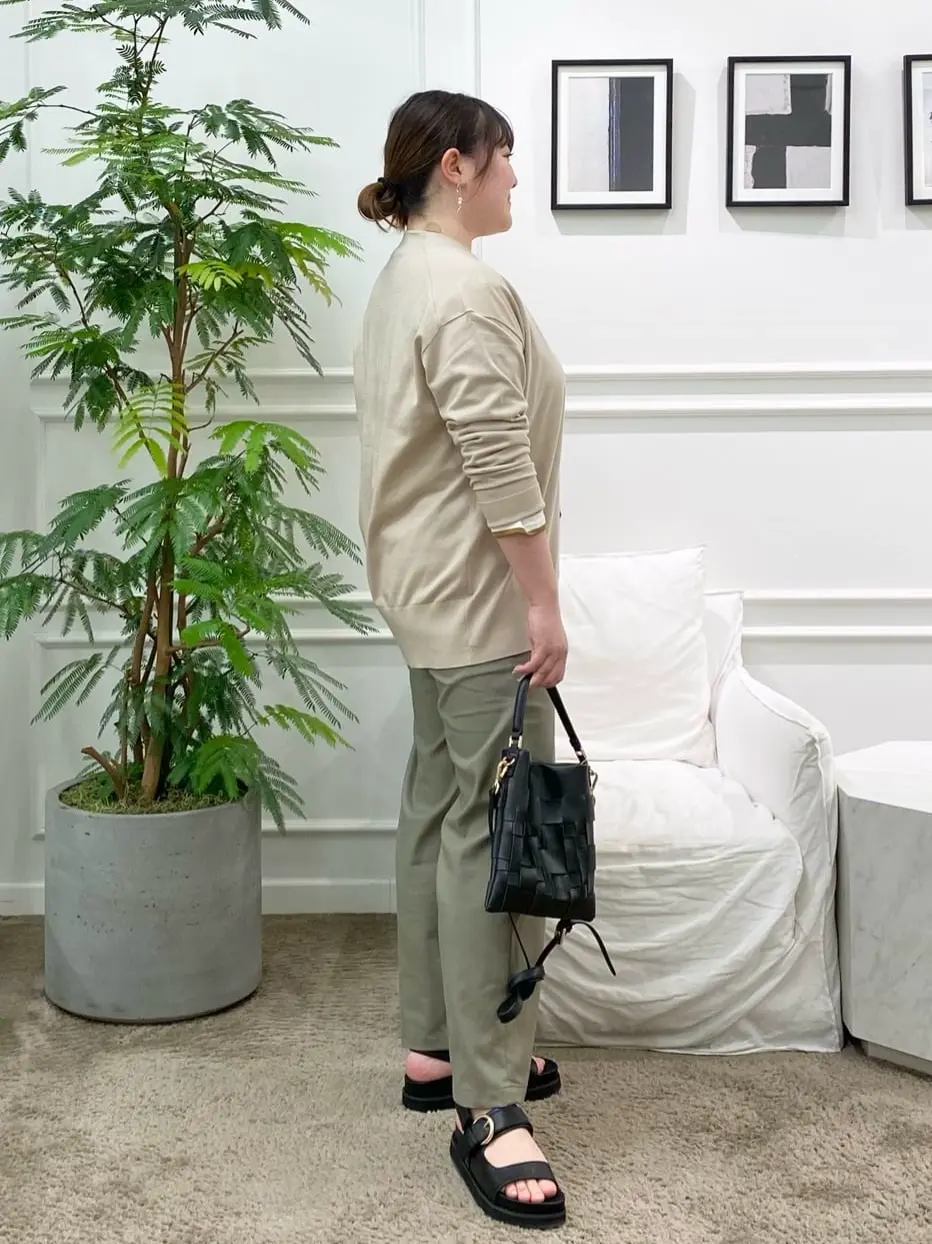 23区 藤原 コーディネート画像