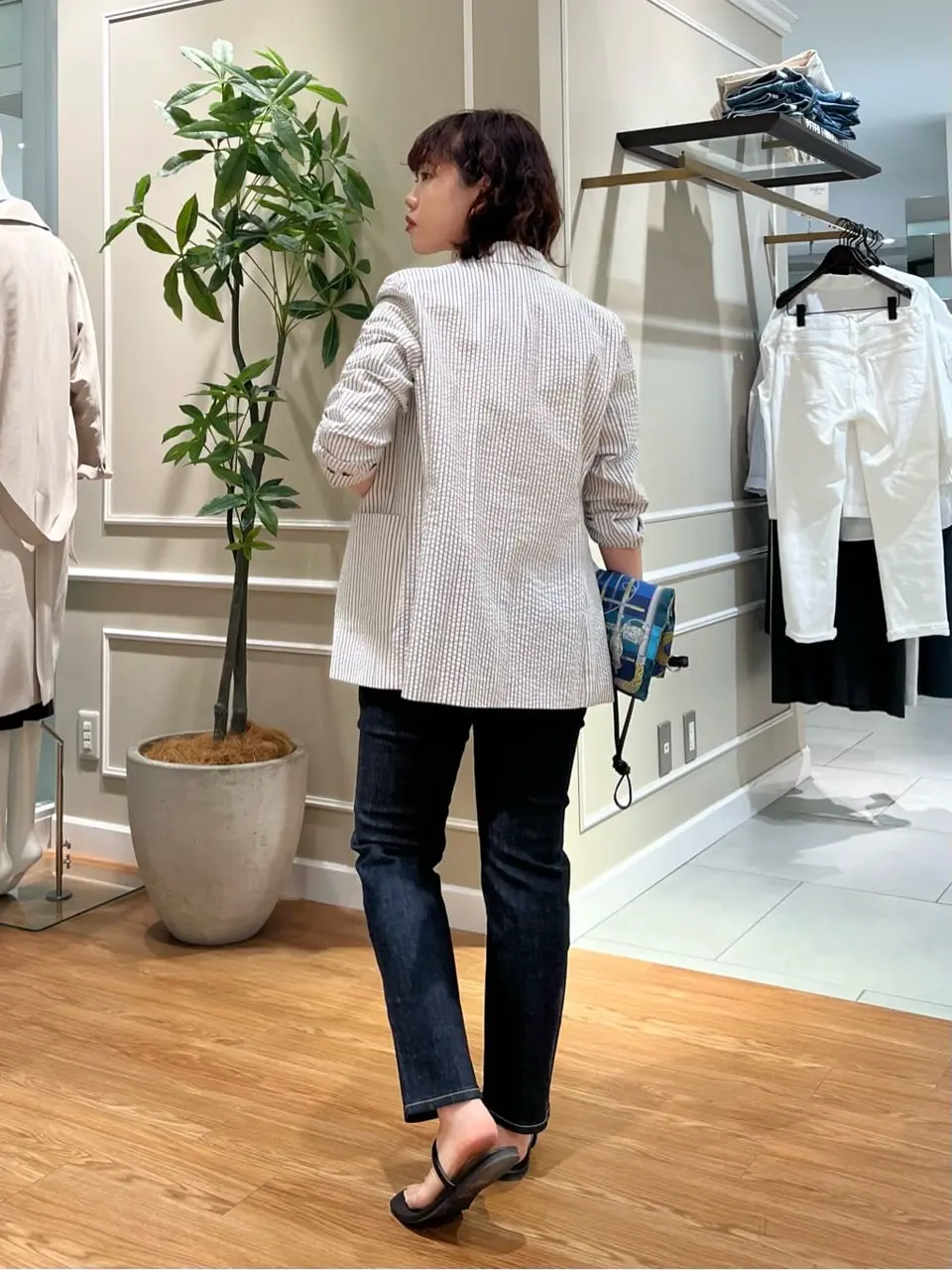 23区 伊藤 コーディネート画像