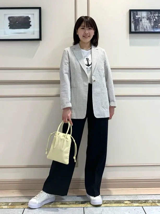  スタッフ コーディネート画像