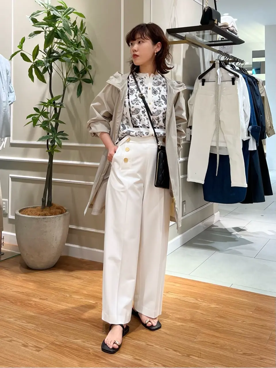 23区 伊藤 コーディネート画像