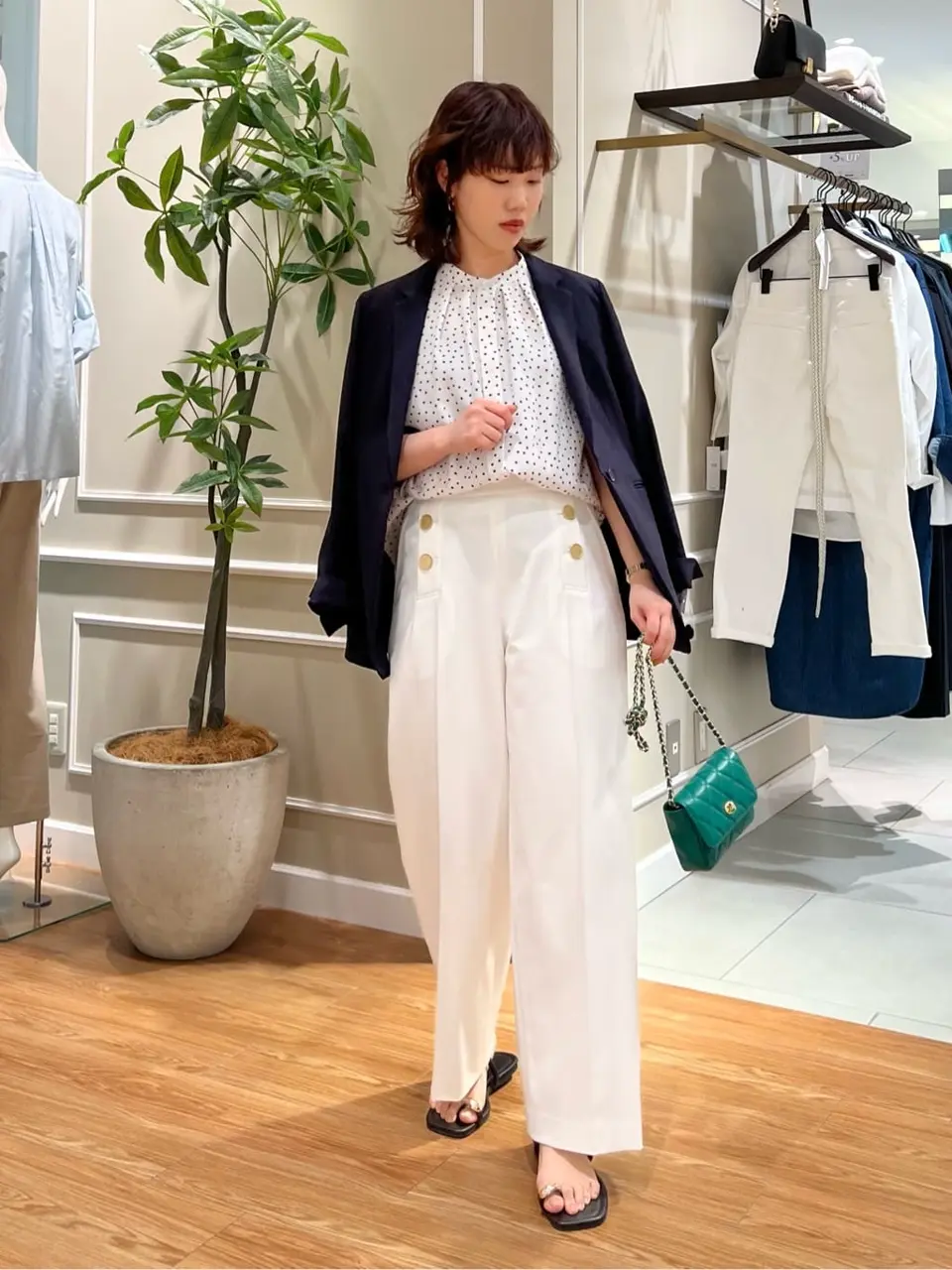 23区 伊藤 コーディネート画像