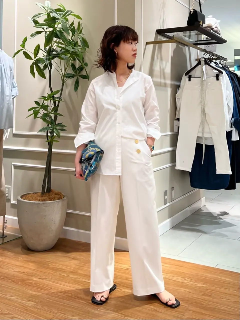 23区 伊藤 コーディネート画像