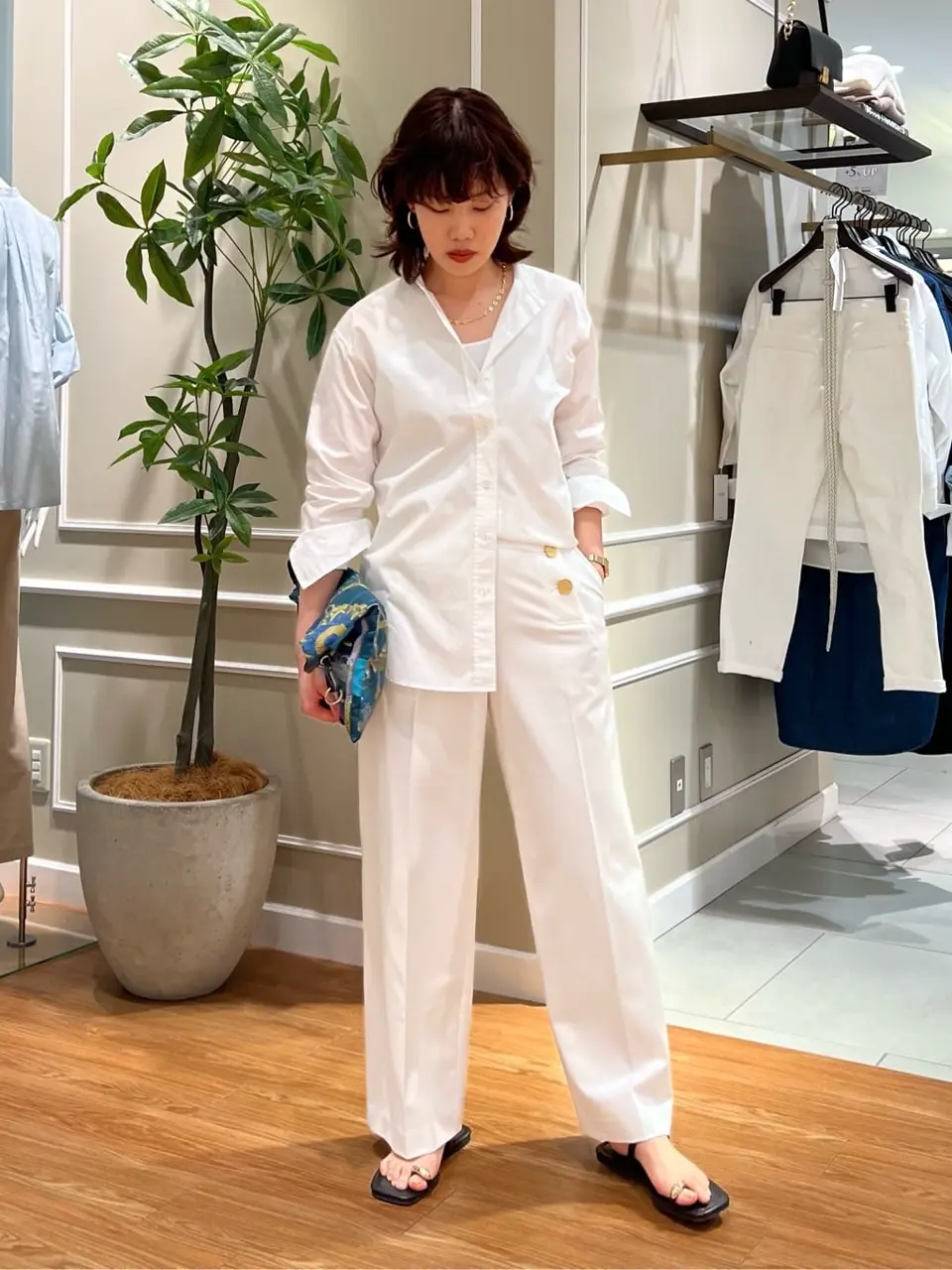 23区 伊藤 コーディネート画像