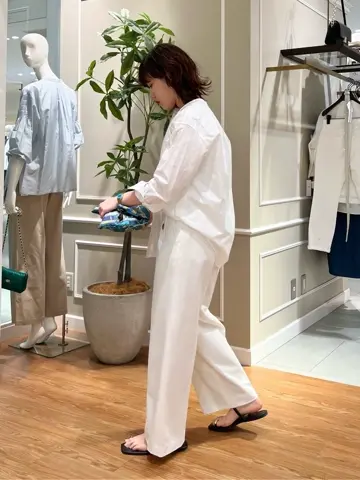 23区 伊藤 コーディネート画像