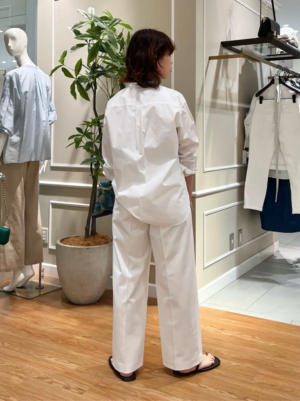 23区 伊藤 コーディネート画像