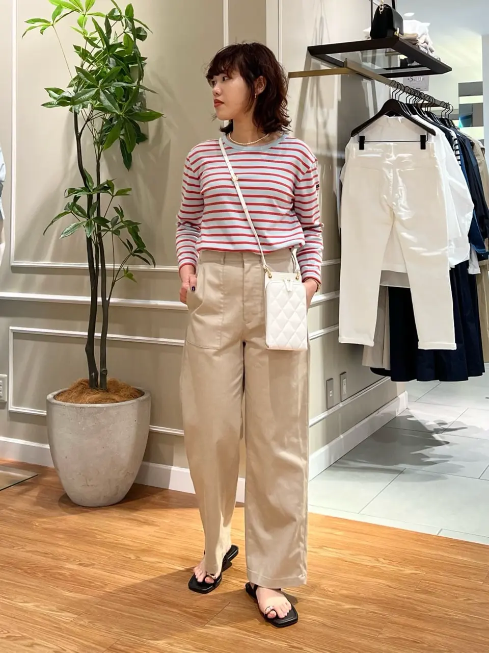 23区 伊藤 コーディネート画像