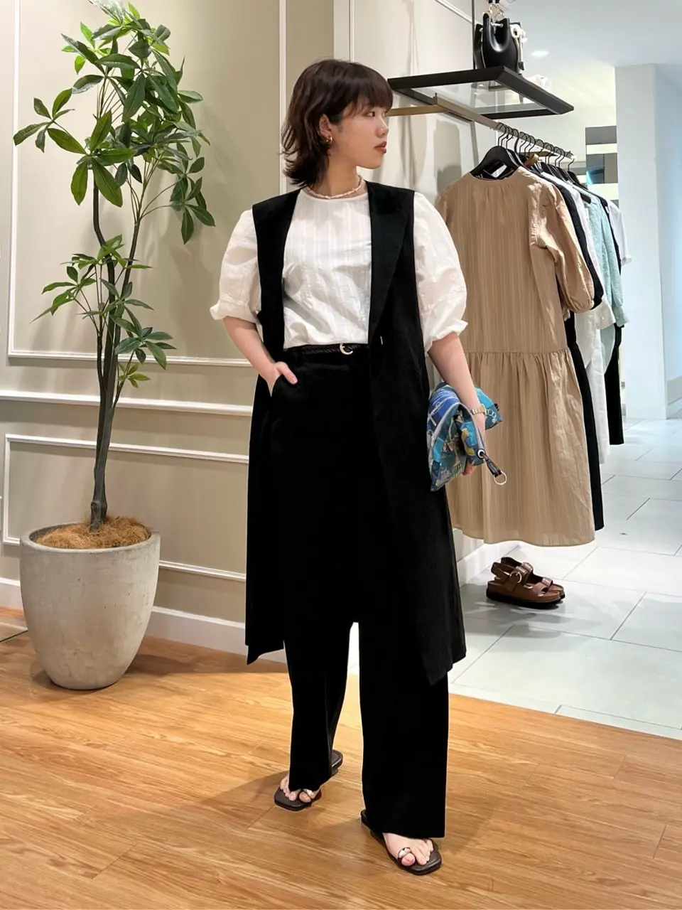 23区 伊藤 コーディネート画像