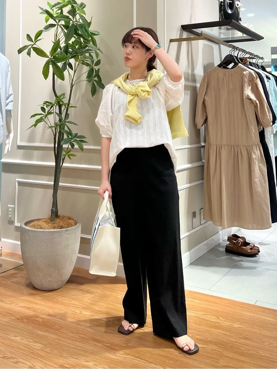 23区 伊藤 コーディネート画像