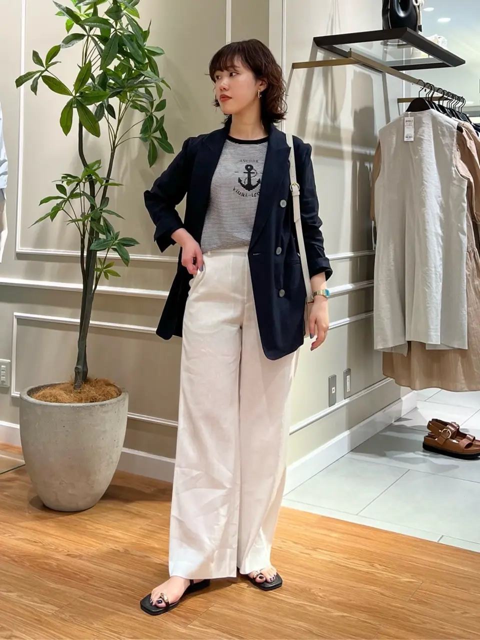 23区 伊藤 コーディネート画像