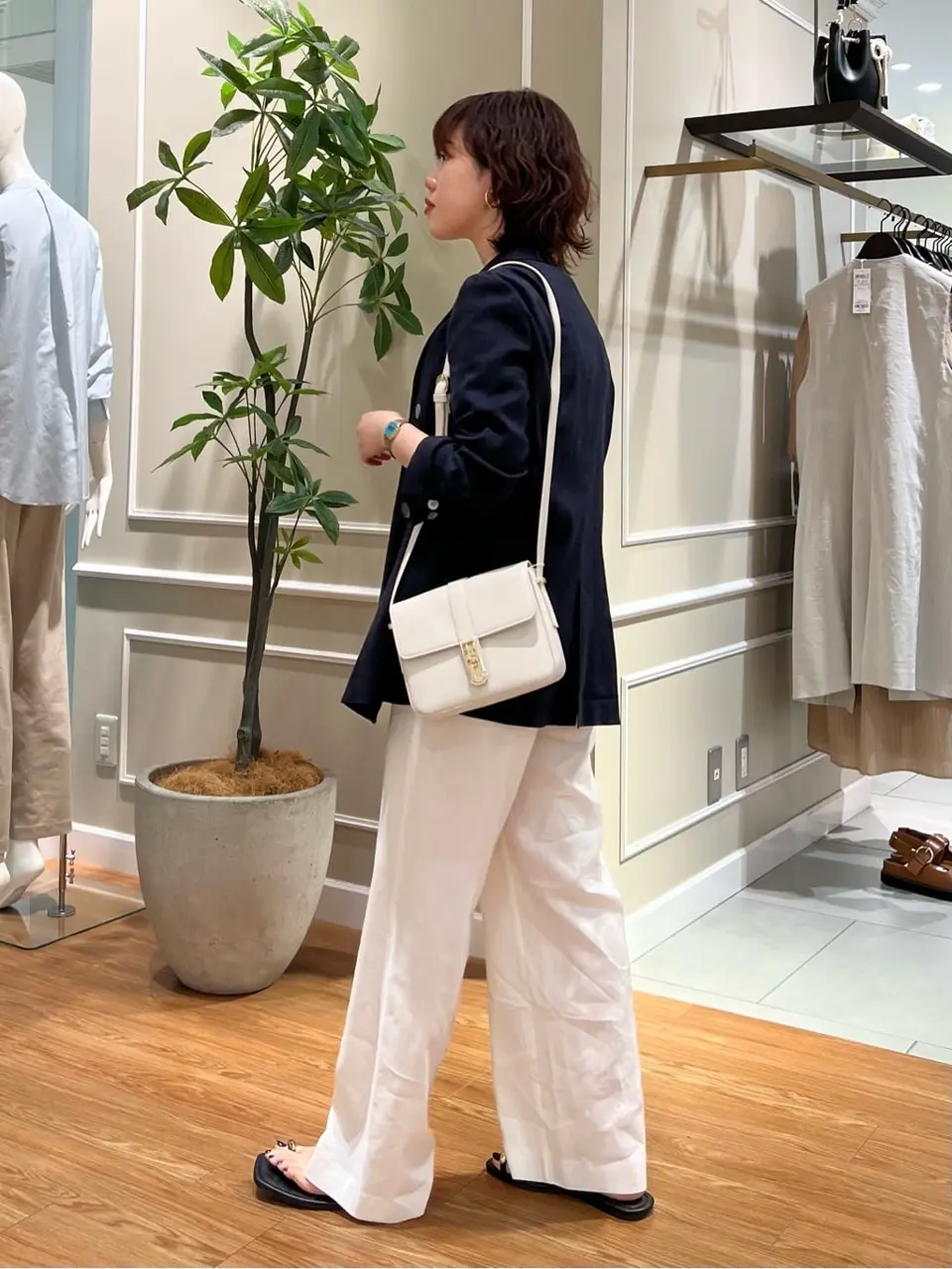 23区 伊藤 コーディネート画像