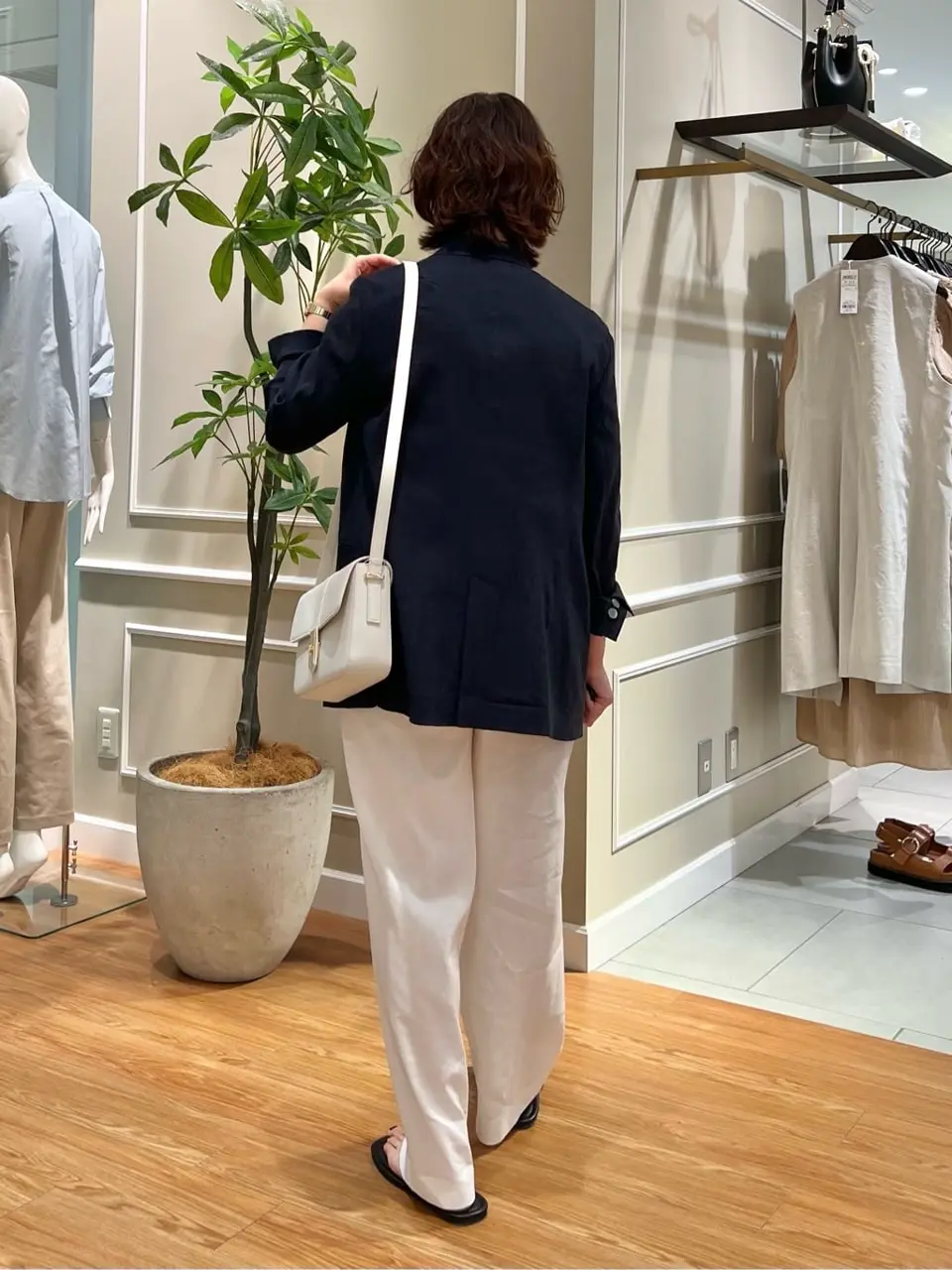 23区 伊藤 コーディネート画像