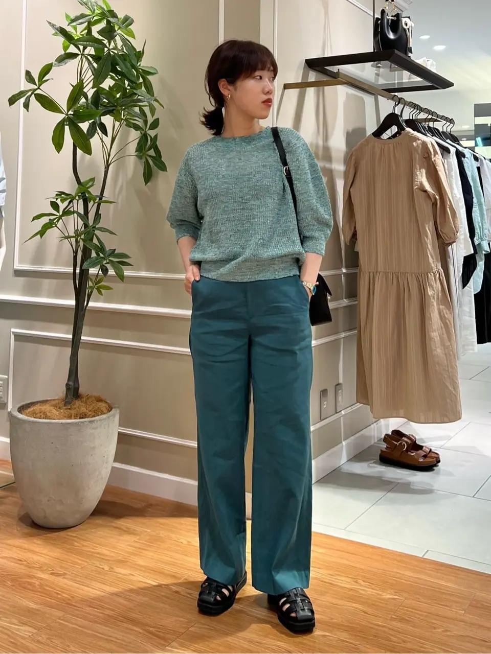 23区 伊藤 コーディネート画像