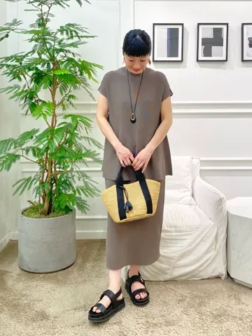 23区 岡本 コーディネート画像