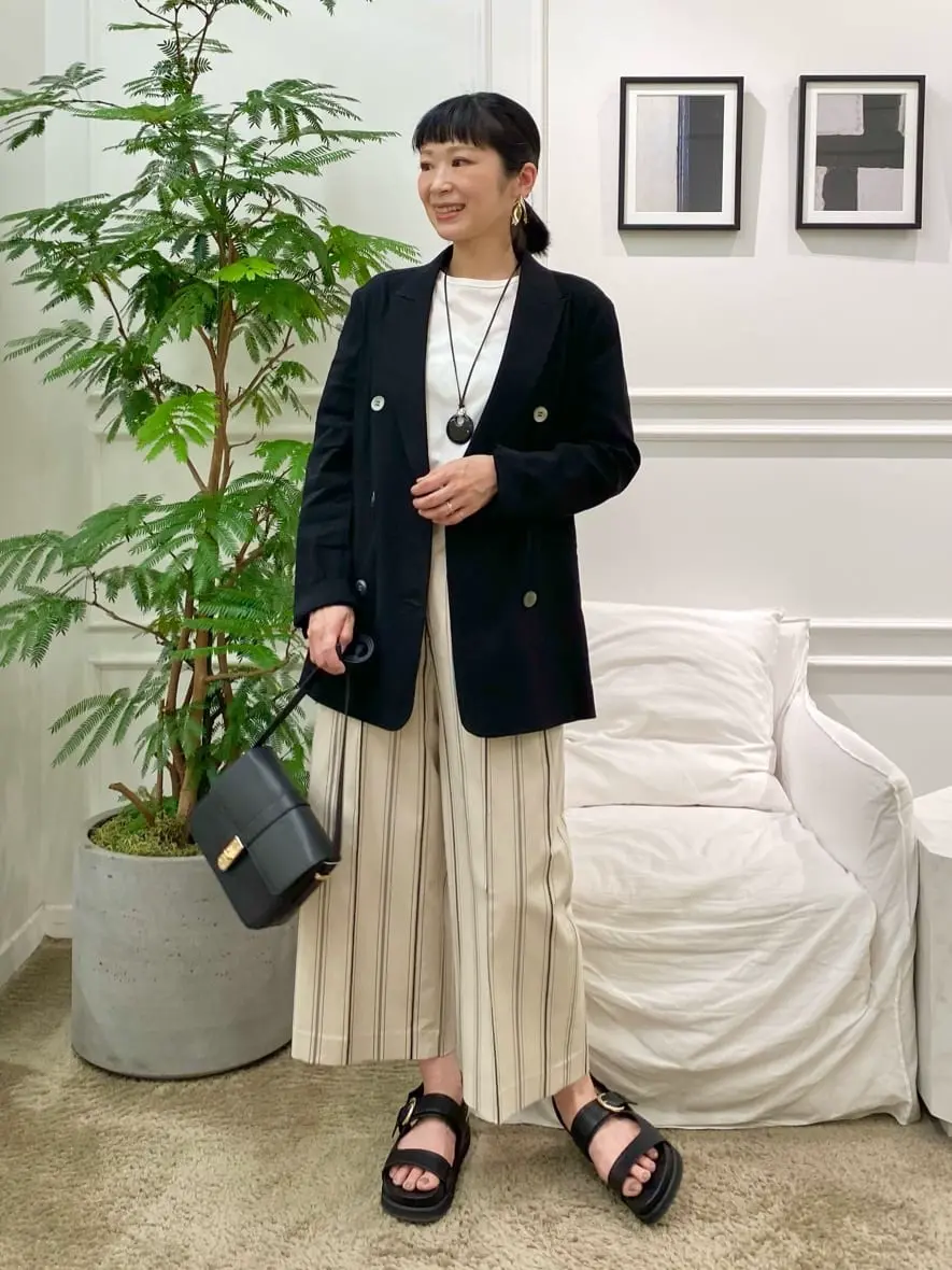 23区 岡本 コーディネート画像