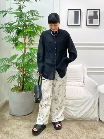 23区 岡本 コーディネート画像