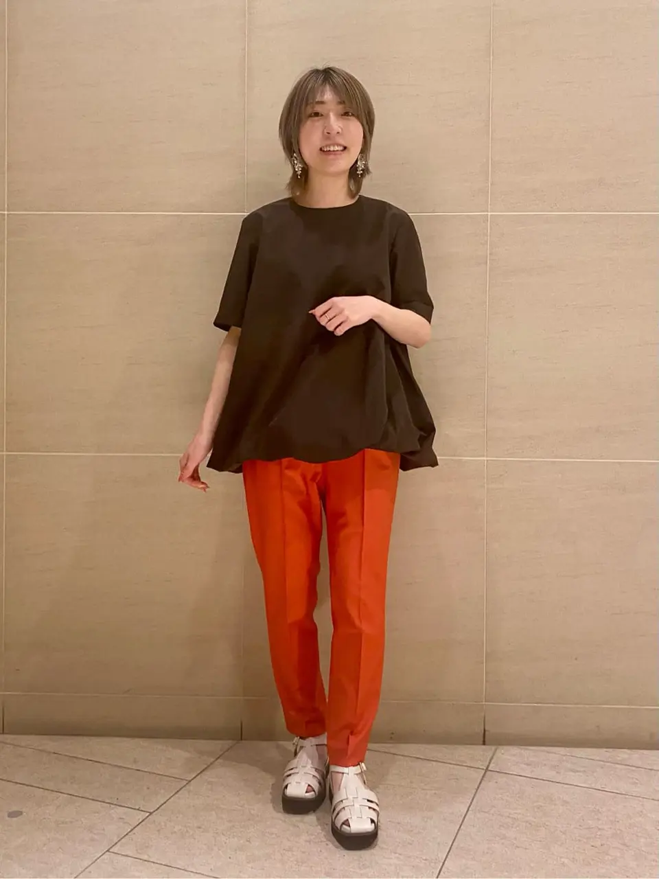  スタッフy コーディネート画像