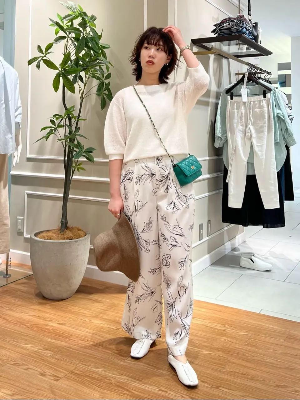 23区 伊藤 コーディネート画像