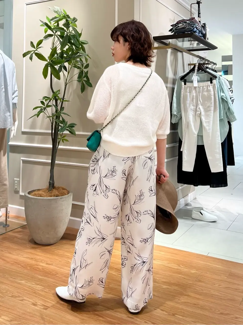 23区 伊藤 コーディネート画像