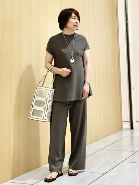  スタッフ コーディネート画像