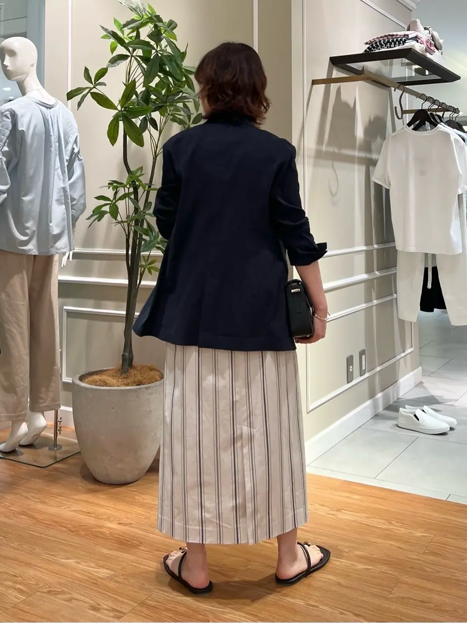 23区 伊藤 コーディネート画像