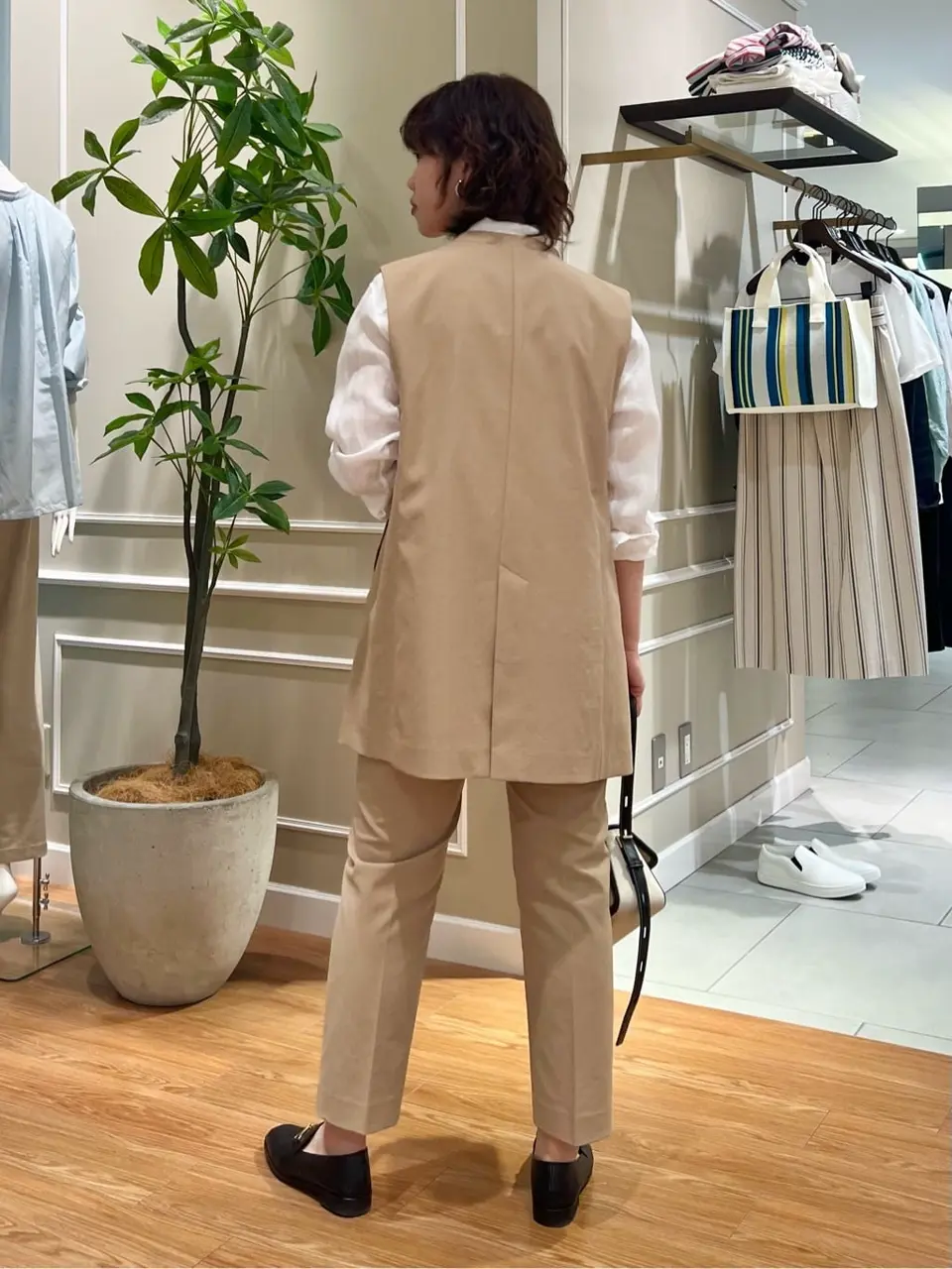 23区 伊藤 コーディネート画像