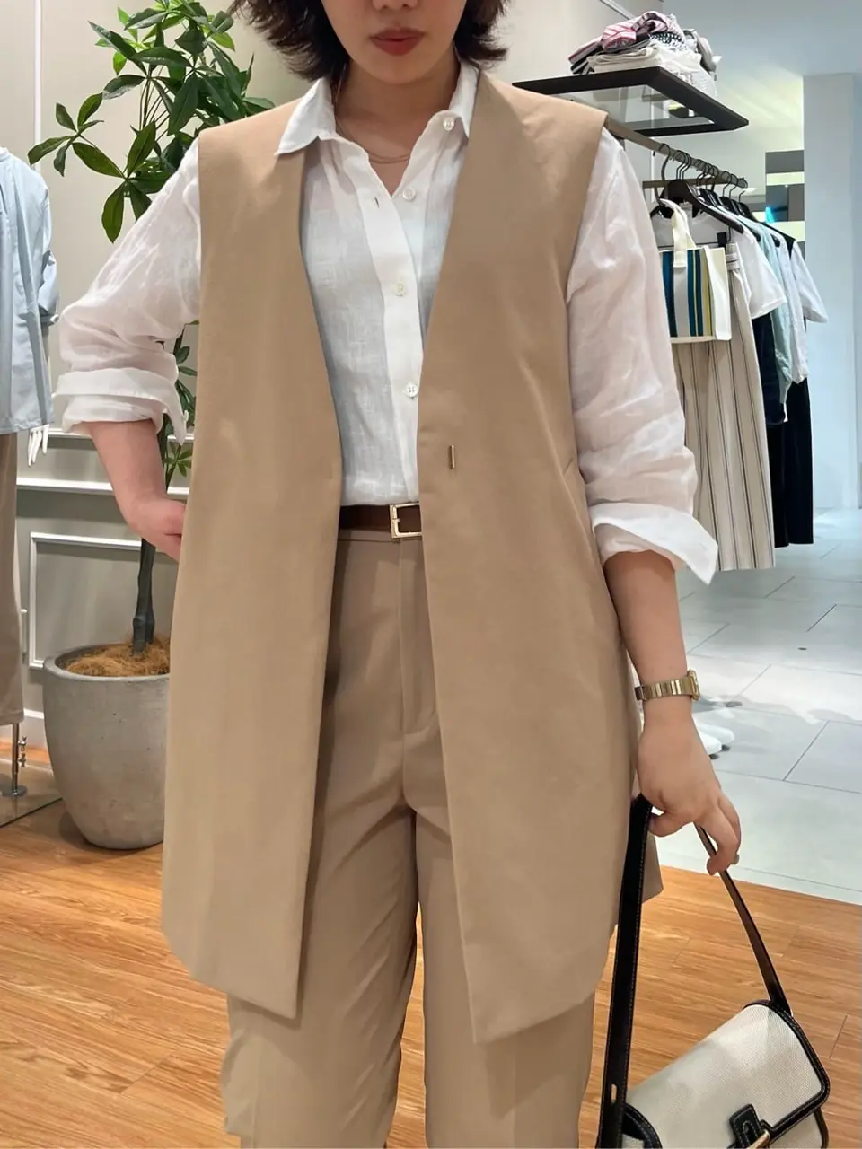 23区 伊藤 コーディネート画像