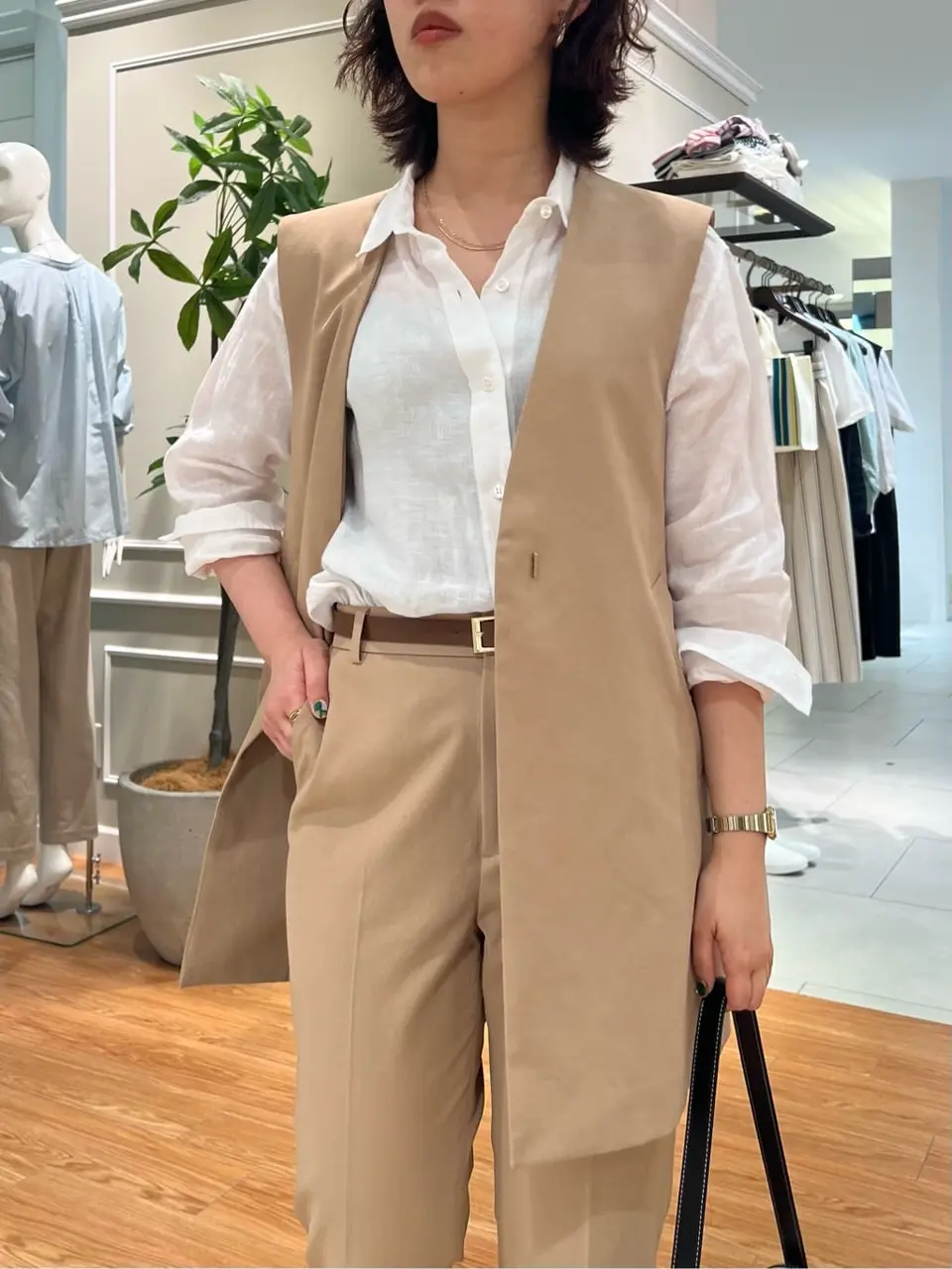 23区 伊藤 コーディネート画像